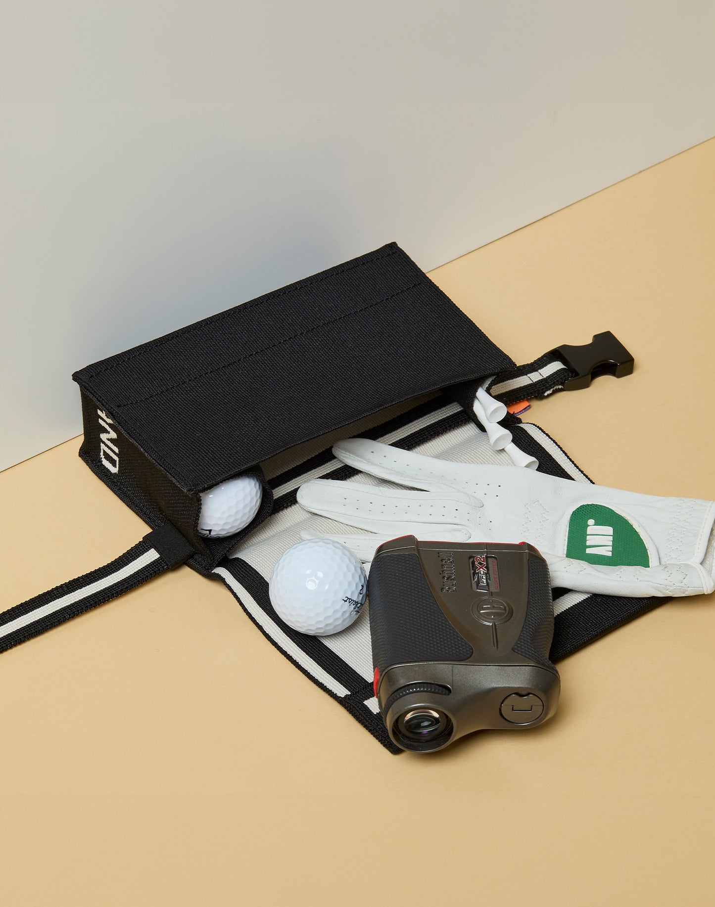 HIP AND SHOULDER BAG FOR GOLF